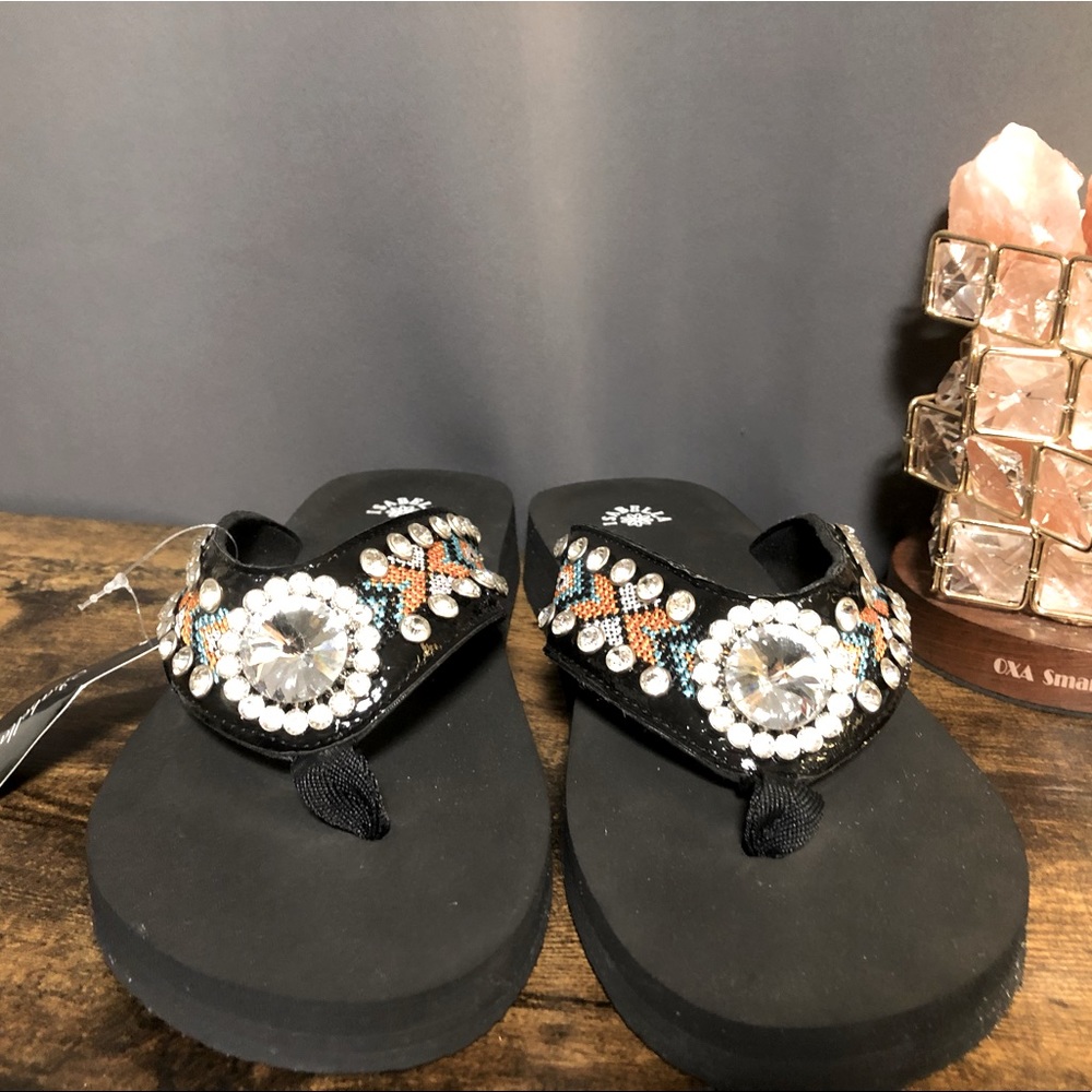 ‼️SOLD‼️Isabella Flip Flops - Item # S065